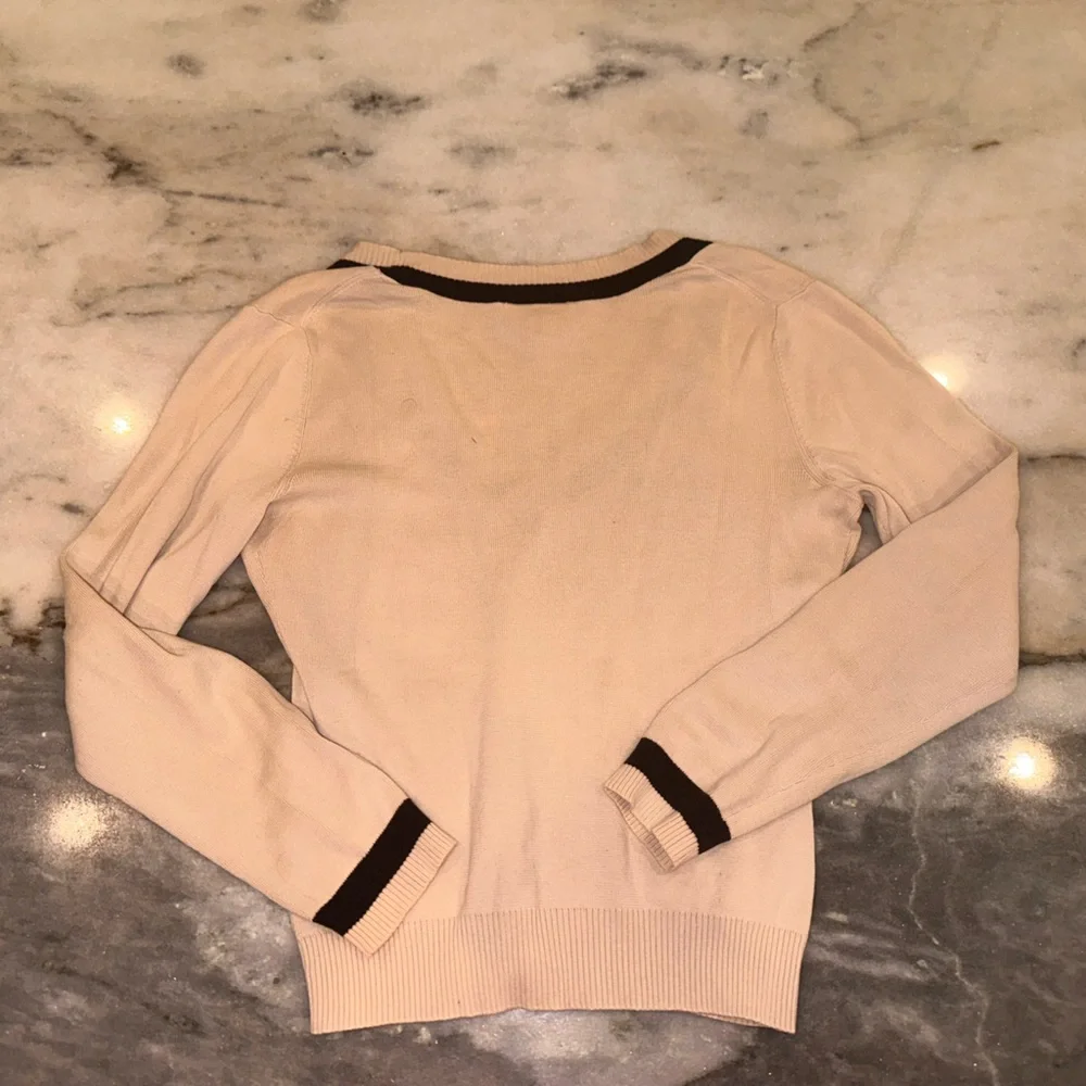LOFT vneck beige